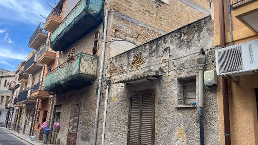 Foto Casa indipendente a Casteldaccia di 210 m² con 5 locali in vendita
