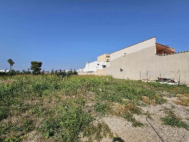 Foto Terreno edificabile in VIA PANAREO, Mesagne di 1500 m² in vendita