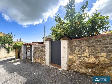 Foto Appartamento a Rosignano Marittimo Rosignano Marittimo Paese di 240 m²