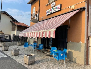 Foto Attività commerciale in Via Sant'Anna 25, Siziano Centro di 100 m²