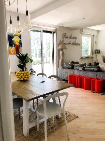 Foto Appartamento in via Boccardi  20, Pino Torinese di 180 m² con 8 locali