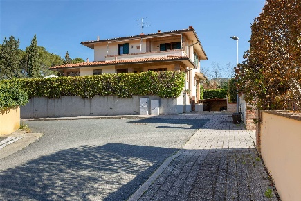 Foto Villa unifamiliare a Rosignano Marittimo Castiglioncello di 338 m²