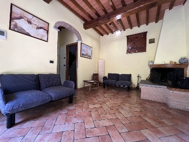 Foto Casa indipendente a Pistoia Capostrada di 180 m² con 7 locali