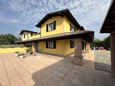 Foto Villa bifamiliare a Gragnano Trebbiense Campremoldo Sotto di 148 m²