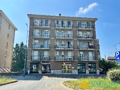 Foto Negozio a Biella San Biagio, Thes di 50 m² con 2 locali in vendita