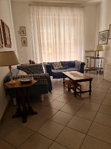 Foto Appartamento a Carrara Marina di Carrara di 90 m² con 4 locali