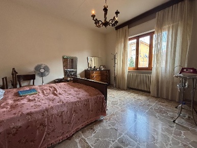 Foto Casa indipendente a Cerreto Guidi Centro di 120 m² con 5 locali