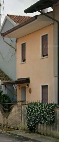 Foto Appartamento in Via Monti Turrini, Porto Viro Centro di 108 m²