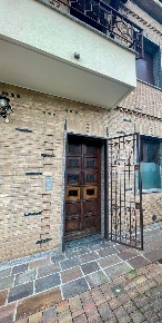 Foto Appartamento in VIA E.TOTI, Arosio Centro di 170 m² con 5 locali