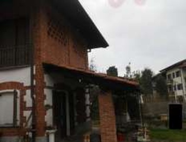 Foto Casa indipendente in Via Mazzini, Valperga Centro di 123 m² in vendita