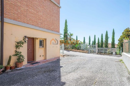 Foto Appartamento in via dei Gemelli, Perugia San Marco - Oliveto di 90 m²