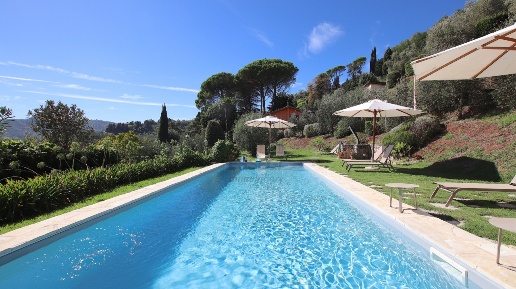 Foto Rustico in Via di Mastiano e Gugliano 1024, Lucca di 300 m² in vendita