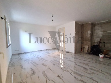 Foto Appartamento in Via Teodoro Borgognoni 896, Lucca di 80 m² in vendita
