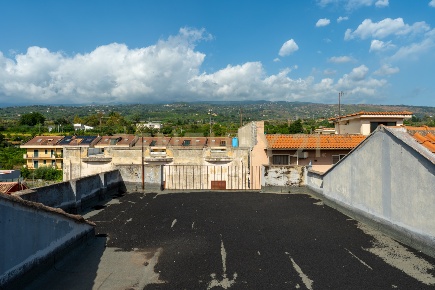 Foto Appartamento in Via Siculo Orientale 346, Catania Centro di 92 m²