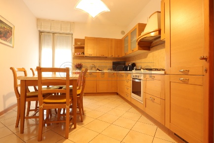 Foto Appartamento in Via Bartolomeo Panizza, Vicenza di 97 m² con 4 locali