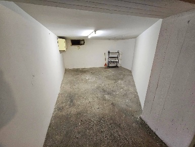 Foto Box a Porto San Giorgio di 20 m² con 1 locali in vendita
