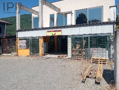 Foto Attività commerciale a Saliceto di 129 m² con 3 locali in vendita