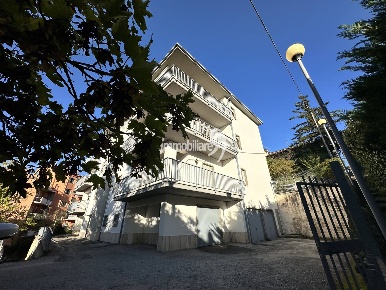 Foto Attico in via strinella, L'Aquila Duomo - Fontana Luminosa di 58 m²