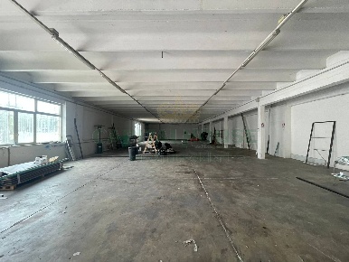 Foto Capannone industriale a Avella di 702 m² in affitto