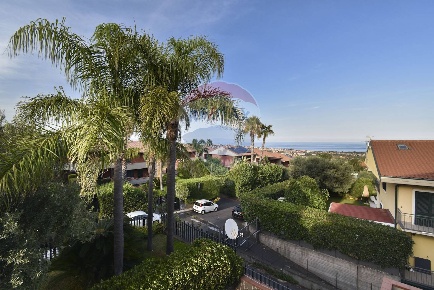 Foto Villa a schiera in via Ungaretti, Aci Catena Marchesana di 220 m²
