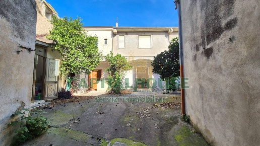 casa indipendente in vendita a Macerata Campania