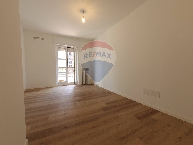 Foto Appartamento in Via Clara Maffei, Bergamo Stazione di 65 m² in vendita