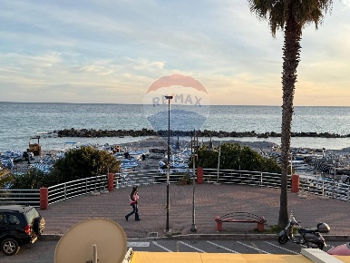 Foto Appartamento in Passeggiata Cavallotti, Ventimiglia Centro Città