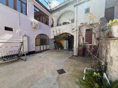 Foto Case semi ndipendenti a Fisciano Gaiano di 138 m² con 4 locali