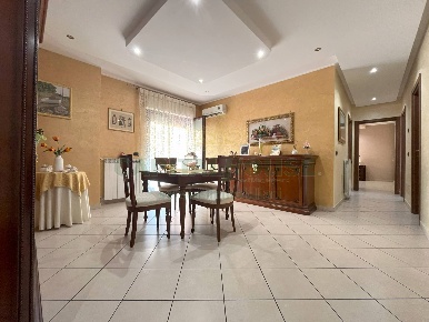 Foto Appartamento a Santa Maria Capua Vetere di 90 m² con 3 locali