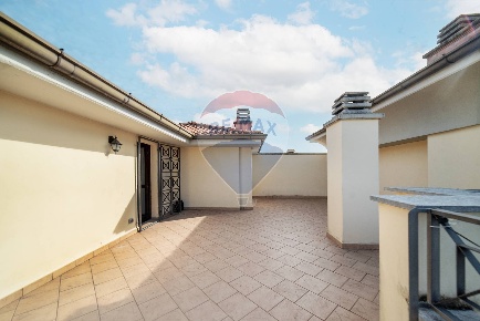 Foto Appartamento in Via Della Liberazione, Cambiago Centro di 85 m²