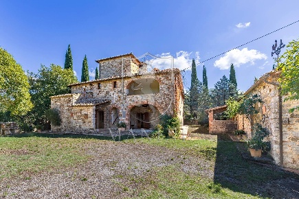 Foto Rustico in Case sparse, Gaiole in Chianti di 840 m² con 26 locali