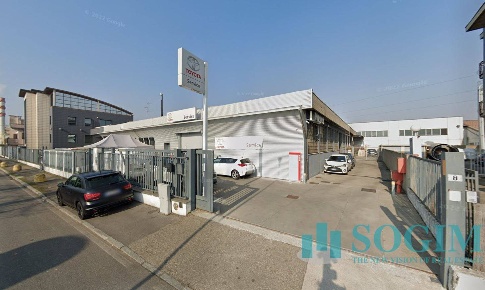 Foto Capannone industriale a Rozzano Centro di 400 m² in vendita