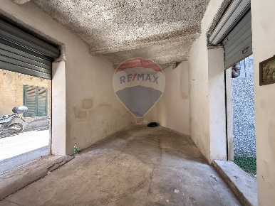 Foto Attività commerciale in Cortile Casermaggio, Palermo di 38 m²