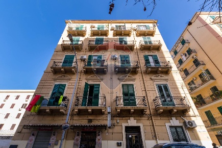 Foto Appartamento in Via Filippo Parlatore, Palermo Malaspina di 99 m²
