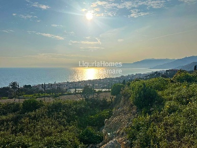 Foto Terreno residenziale in Via Cocteau, Bordighera Zona Collinare