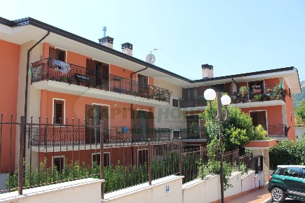 Foto Appartamento a Ospedaletto d'Alpinolo di 120 m² con 4 locali