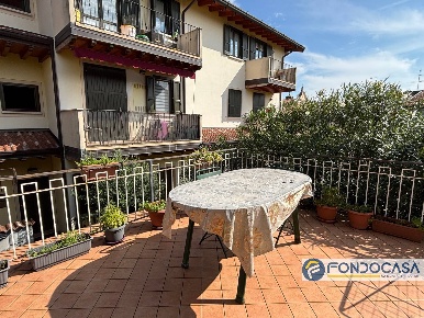 Foto Appartamento a Palazzolo sull'Oglio Centro di 123 m² con 4 locali