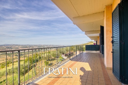 Foto Appartamento in Via Sacconi, Maltignano Centro di 100 m² con 4 locali