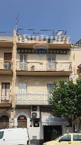Foto Appartamento in VIALE PRINCIPE UMBERTO, Caltagirone Centro di 61 m²