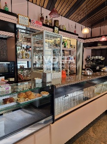 Foto Locale commerciale in Via Monte Delle Gioie, Roma di 60 m² in vendita