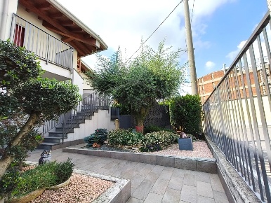 Foto Appartamento in Via G. Mazzini  1/b, Ponte San Pietro di 75 m²
