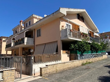Foto Appartamento in VIA MAREMMANA  INFERIORE  110, Guidonia Montecelio