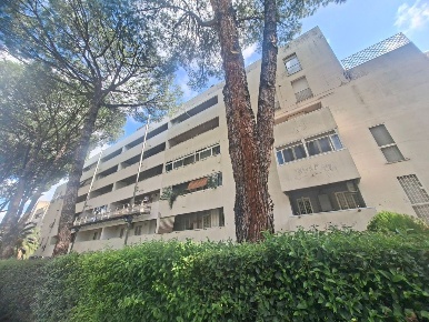 Foto Appartamento in Via Mondrian, Roma Torre Gaia di 70 m² con 3 locali