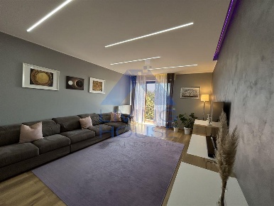 Foto Appartamento in Via Papa Giovanni XIII, Besana in Brianza Centro