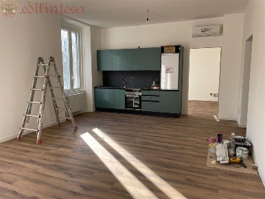 Foto Appartamento a Monza di 90 m² con 3 locali in affitto