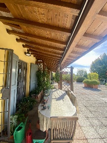 Foto Attico in Via Fossa Buracchione 84, Modena di 266 m² con 4 locali