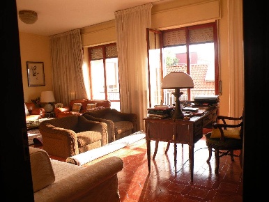 Foto Appartamento in VIA BRIGATA  3, Avellino di 135 m² con 4 locali