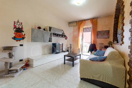 Foto Appartamento in Via Cristoforo Colombo 17, Casarile di 62 m²