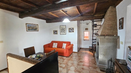 Foto Appartamento in Via Misericordia, Soriano nel Cimino Centro di 56 m²