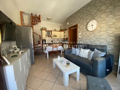 Foto Appartamento a Santa Maria a Monte Centro di 70 m² con 3 locali
